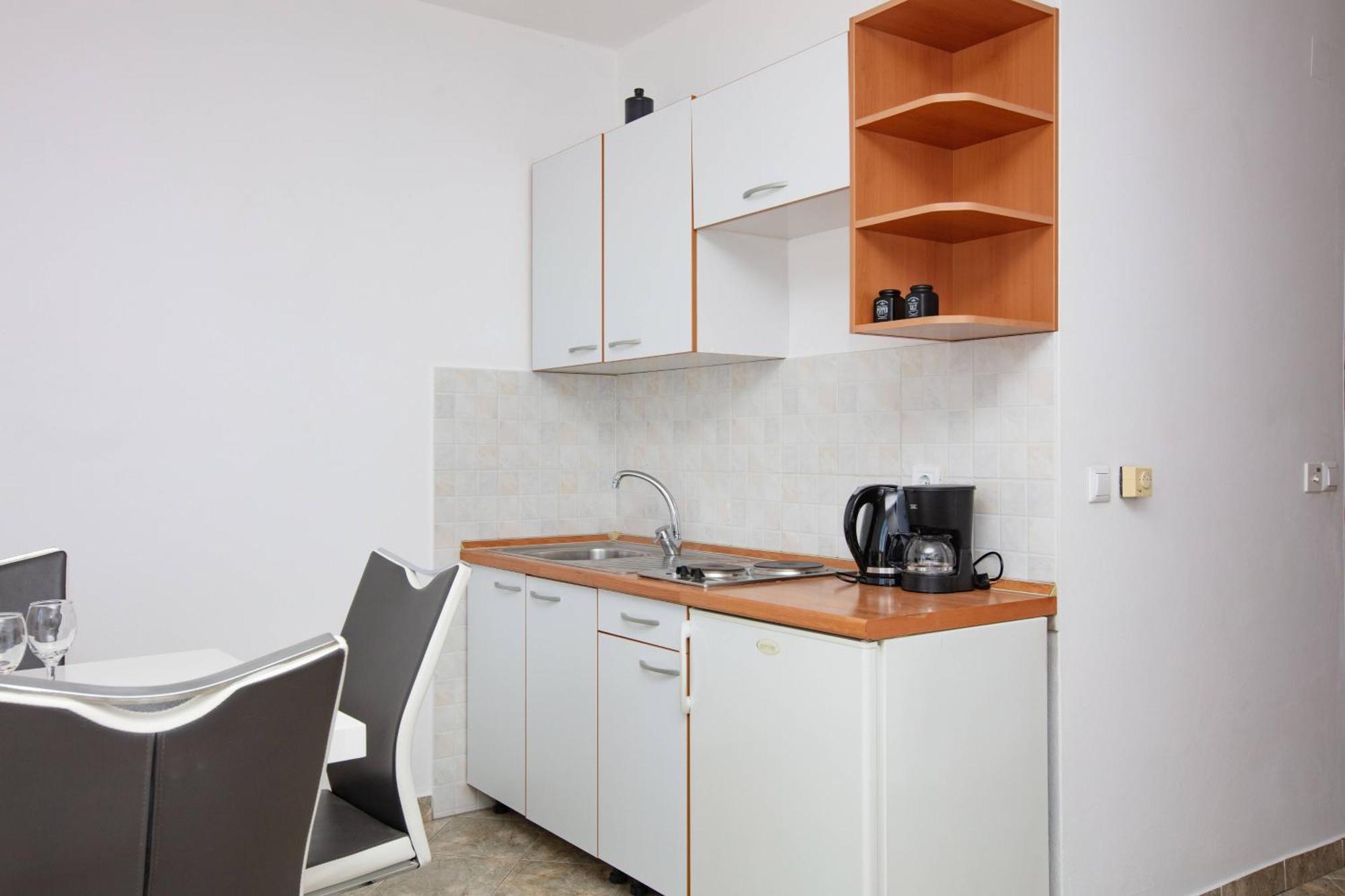Apartments By The Sea Tisno, Murter - 812 Exterior foto