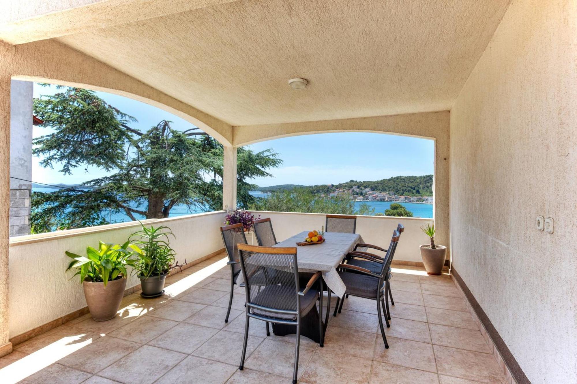 Apartments By The Sea Tisno, Murter - 812 Exterior foto