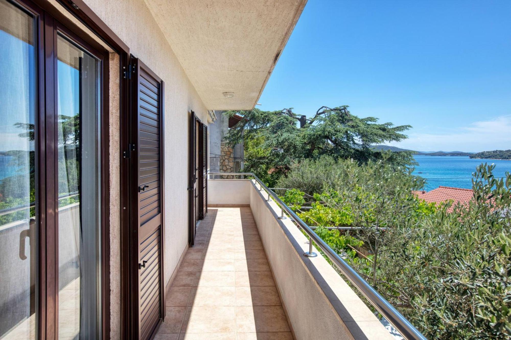 Apartments By The Sea Tisno, Murter - 812 Exterior foto